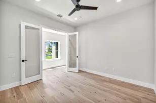 8209 Polar Dr, Austin, TX 78757 - Photo 31
