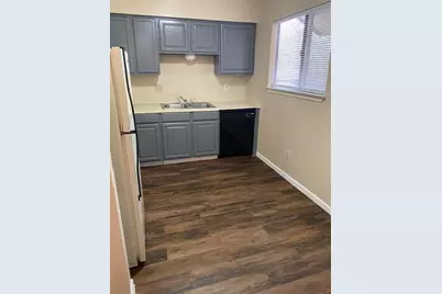 139 Elm Drive #208, Lockhart, TX 78644 - Photo 3