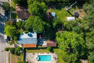 242 S Sycamore Ave, New Braunfels, TX 78130 - Photo 27