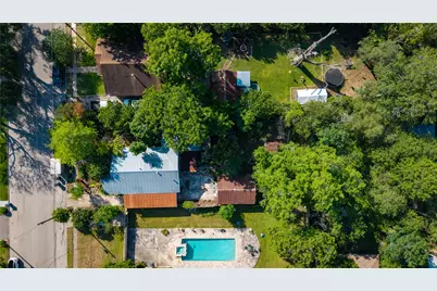 242 S Sycamore Avenue, New Braunfels, TX 78130 - Photo 31