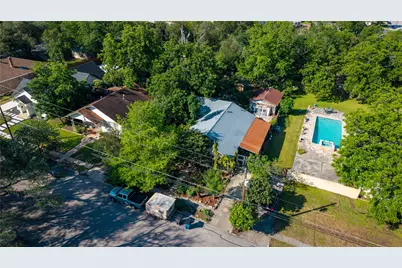 242 S Sycamore Avenue, New Braunfels, TX 78130 - Photo 21