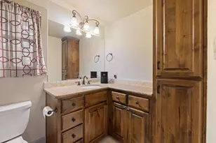 105 Hopewell Cir, Georgetown, TX 78628 - Photo 39