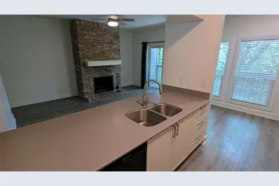 3839 Dry Creek Drive #139, Austin, TX 78731 - Photo 9