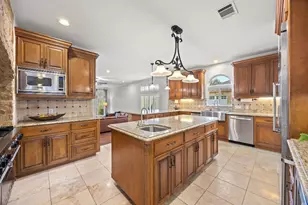 232 Whispering Spring Ln, Georgetown, TX 78633 - Photo 17