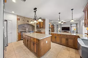 232 Whispering Spring Ln, Georgetown, TX 78633 - Photo 19