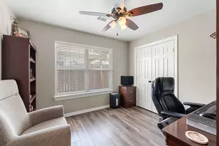 8 Stone Crk Cir, Wimberley, TX 78676 - Photo 17