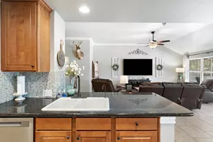 8 Stone Crk Cir, Wimberley, TX 78676 - Photo 7
