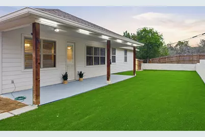 511 Taylor Drive, Horseshoe Bay, TX 78657 - Photo 9