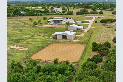 215 Mesa Vista Drive, Leander, TX 78641 - Photo 9