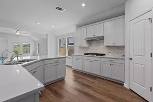 4527 Royal Oak Blvd, San Marcos, TX 78666 - Photo 7