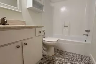 808 Winflo Dr, Austin, TX 78703 - Photo 5