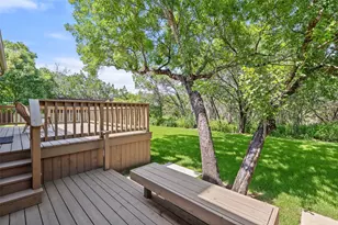 9294 Scenic Bluff Dr, Austin, TX 78733 - Photo 29