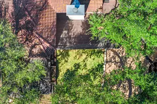 7 Tourney Cove, The Hills, TX 78738 - Photo 11