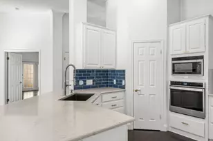 7 Tourney Cove, The Hills, TX 78738 - Photo 21