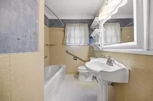 1284 E Hempstead St, Giddings, TX 78942 - Photo 23