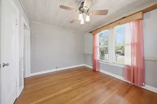 1284 E Hempstead St, Giddings, TX 78942 - Photo 27