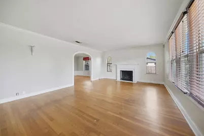 1284 E Hempstead Street, Giddings, TX 78942 - Photo 13