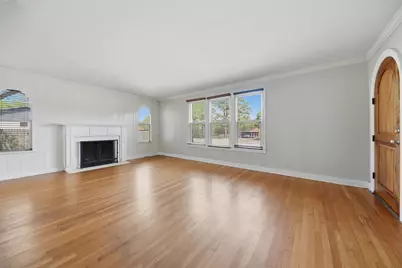 1284 E Hempstead Street, Giddings, TX 78942 - Photo 11