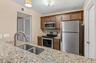 702 Castle Ridge Rd, Austin, TX 78746 - Photo 9