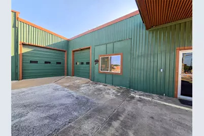 1100 Main Street, Liberty Hill, TX 78642 - Photo 25