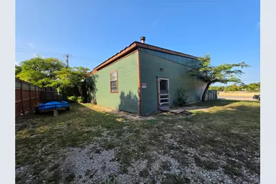 1100 Main Street, Liberty Hill, TX 78642 - Photo 23