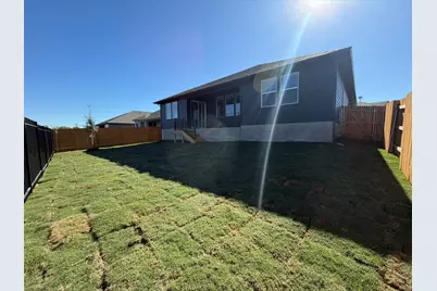 138 Divisadero Drive, Hutto, TX 78634 - Photo 7