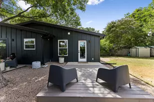 3201 Bengston St, Austin, TX 78702 - Photo 23