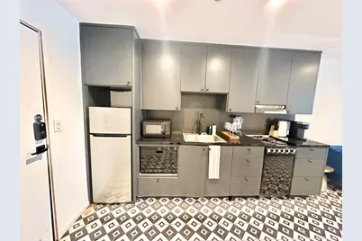 201 Academy Dr #203, Austin, TX 78704 - Photo 3