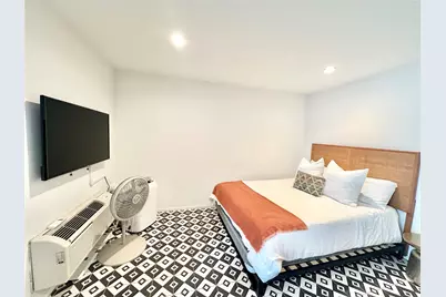 201 Academy Dr #203, Austin, TX 78704 - Photo 15