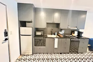 201 Academy Dr, Austin, TX 78704 - Photo 5