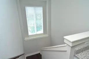 1916 Cleese Dr, Austin, TX 78741 - Photo 15