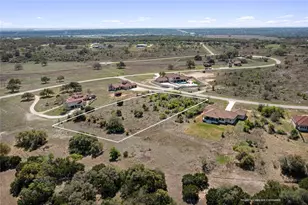104 Strada Luca, Florence, TX 76527 - Photo 1