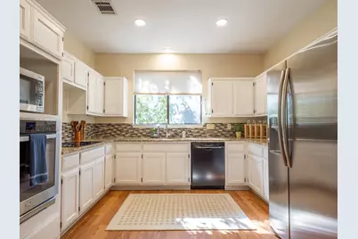 8906 Scotsman Drive, Austin, TX 78750 - Photo 11