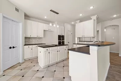 10100 Scull Creek Drive, Austin, TX 78730 - Photo 13