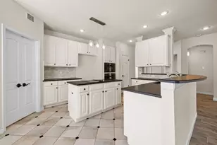 10100 Scull Creek Dr, Austin, TX 78730 - Photo 13