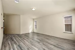 112 Hondo Gap Ln, Jarrell, TX 76537 - Photo 3