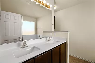 112 Hondo Gap Lane, Jarrell, TX 76537 - Photo 11