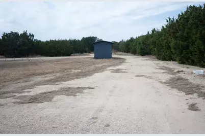 1000 County Rd 201, Liberty Hill, TX 78642 - Photo 17