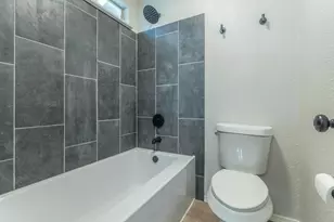 1623 Peachtree Valley Dr, Round Rock, TX 78681 - Photo 17