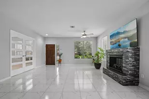 329 Island Oak Dr, Austin, TX 78748 - Photo 5