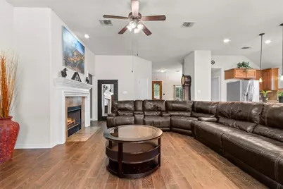 20704 Windmill Ridge Street, Pflugerville, TX 78660 - Photo 7