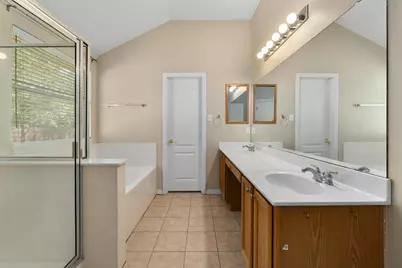 122 Litton Lane, Cedar Creek, TX 78612 - Photo 15