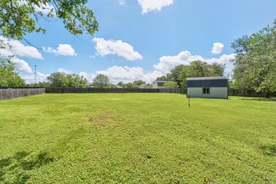122 Litton Lane, Cedar Creek, TX 78612 - Photo 29