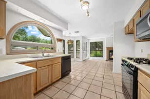 12810 NW Blackfoot Trail, Austin, TX 78729 - Photo 9