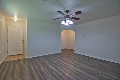 16418 Hamilton Point Circle, Manor, TX 78653 - Photo 5
