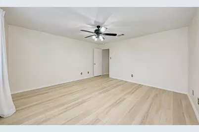 115 Camellia Drive, Hutto, TX 78634 - Photo 23