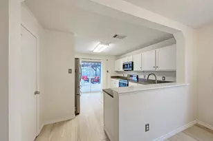 115 Camellia Dr, Hutto, TX 78634 - Photo 11