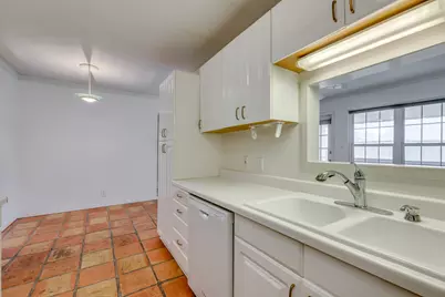 910 Duncan Lane #50, Austin, TX 78705 - Photo 9