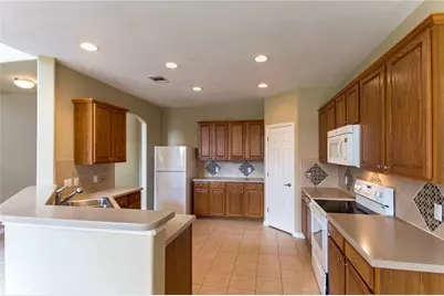 517 Dinge Bay Drive, Round Rock, TX 78664 - Photo 11