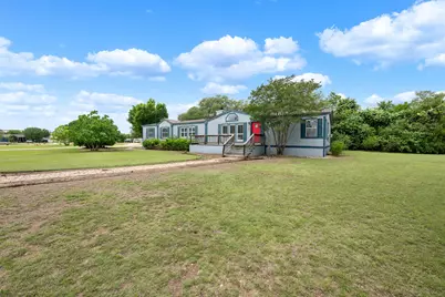 1303 Horizon Park Blvd, Leander, TX 78641 - Photo 13